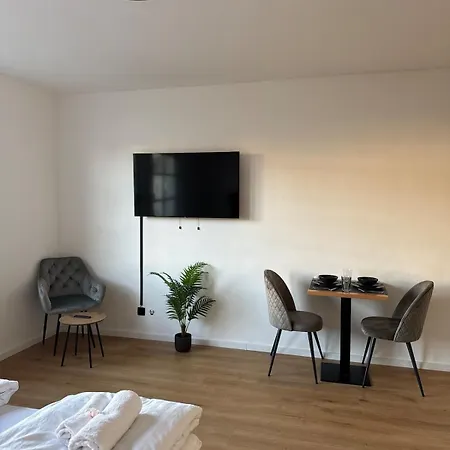 Apartment Union Near Train Station *