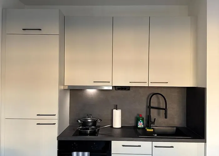 Cozy Apartment, 7 Mins To Hauptbahnhof Apartment